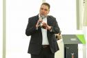 Governador Carlos Massa Ratinho Junior anunciou investimentos de R$ 505 milhões em energia e infraestrutura de gás canalizado para acelerar o crescimento do Paraná.