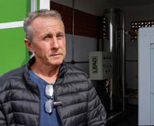 Vizinhos compartilham biodigestor para produzir energia limpa da suinocultura 