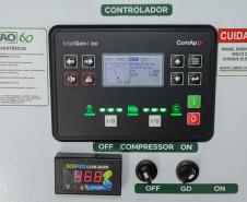 Vizinhos compartilham biodigestor para produzir energia limpa da suinocultura 