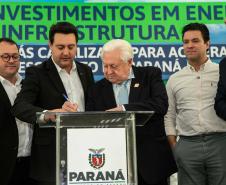 Governador Carlos Massa Ratinho Junior anunciou investimentos de R$ 505 milhões em energia e infraestrutura de gás canalizado para acelerar o crescimento do Paraná.