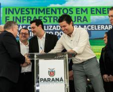 Governador Carlos Massa Ratinho Junior anunciou investimentos de R$ 505 milhões em energia e infraestrutura de gás canalizado para acelerar o crescimento do Paraná.