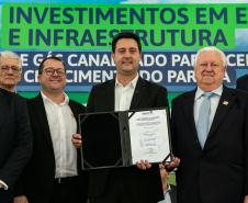 Governador Carlos Massa Ratinho Junior anunciou investimentos de R$ 505 milhões em energia e infraestrutura de gás canalizado para acelerar o crescimento do Paraná.