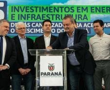 Governador Carlos Massa Ratinho Junior anunciou investimentos de R$ 505 milhões em energia e infraestrutura de gás canalizado para acelerar o crescimento do Paraná.