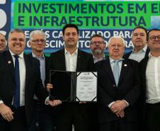 Governador Carlos Massa Ratinho Junior anunciou investimentos de R$ 505 milhões em energia e infraestrutura de gás canalizado para acelerar o crescimento do Paraná.