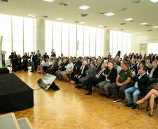 Governador Carlos Massa Ratinho Junior anunciou investimentos de R$ 505 milhões em energia e infraestrutura de gás canalizado para acelerar o crescimento do Paraná.