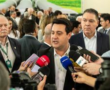 Governador Carlos Massa Ratinho Junior anunciou investimentos de R$ 505 milhões em energia e infraestrutura de gás canalizado para acelerar o crescimento do Paraná.