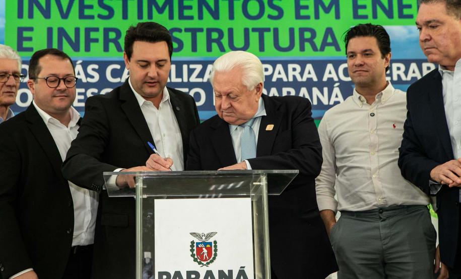 Governador Carlos Massa Ratinho Junior anunciou investimentos de R$ 505 milhões em energia e infraestrutura de gás canalizado para acelerar o crescimento do Paraná.