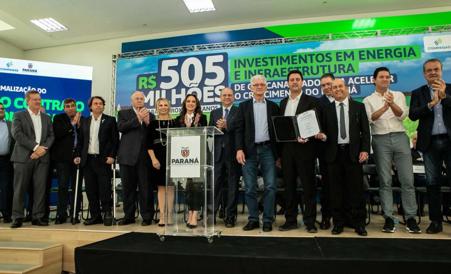 Governador Carlos Massa Ratinho Junior anunciou investimentos de R$ 505 milhões em energia e infraestrutura de gás canalizado para acelerar o crescimento do Paraná.