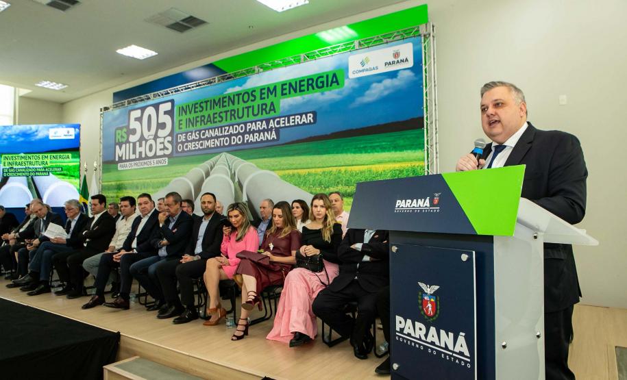 Governador Carlos Massa Ratinho Junior anunciou investimentos de R$ 505 milhões em energia e infraestrutura de gás canalizado para acelerar o crescimento do Paraná.